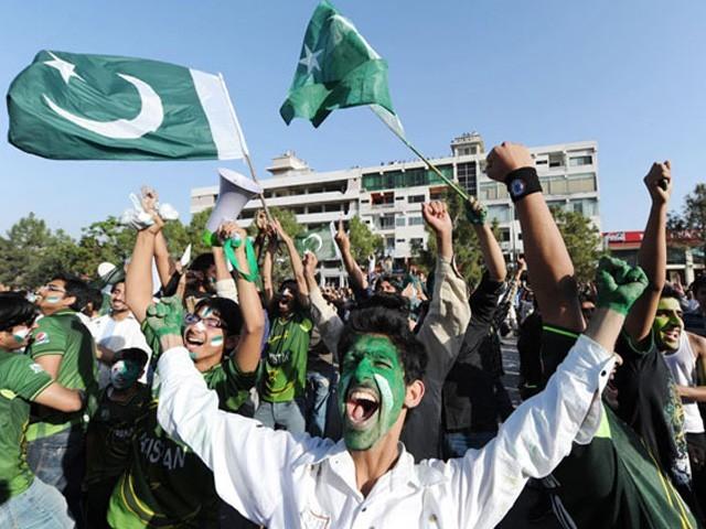 Pictures That Show How Pakistanis Bleed Green On 14th August