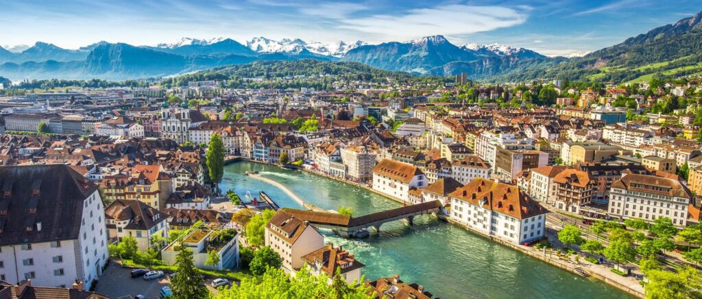 5 Best And Most Beautiful Places To Visit In Switzerland. 