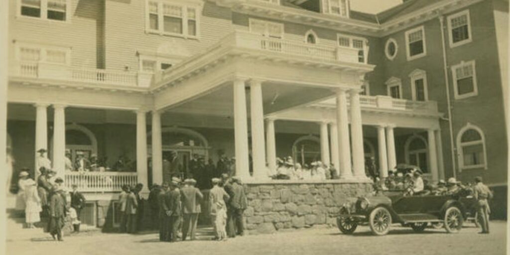 stanley hotel History